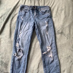 Forever 21 ripped skinny jeans